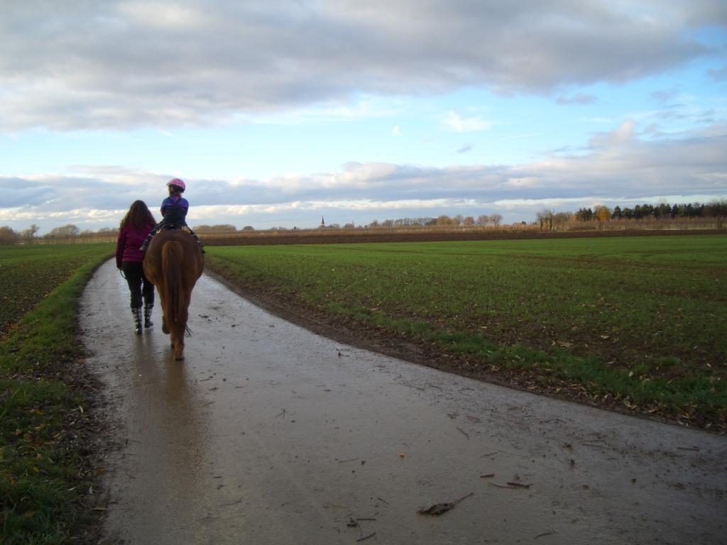 2012_11_27 Celine Clara Prolog 1.JPG